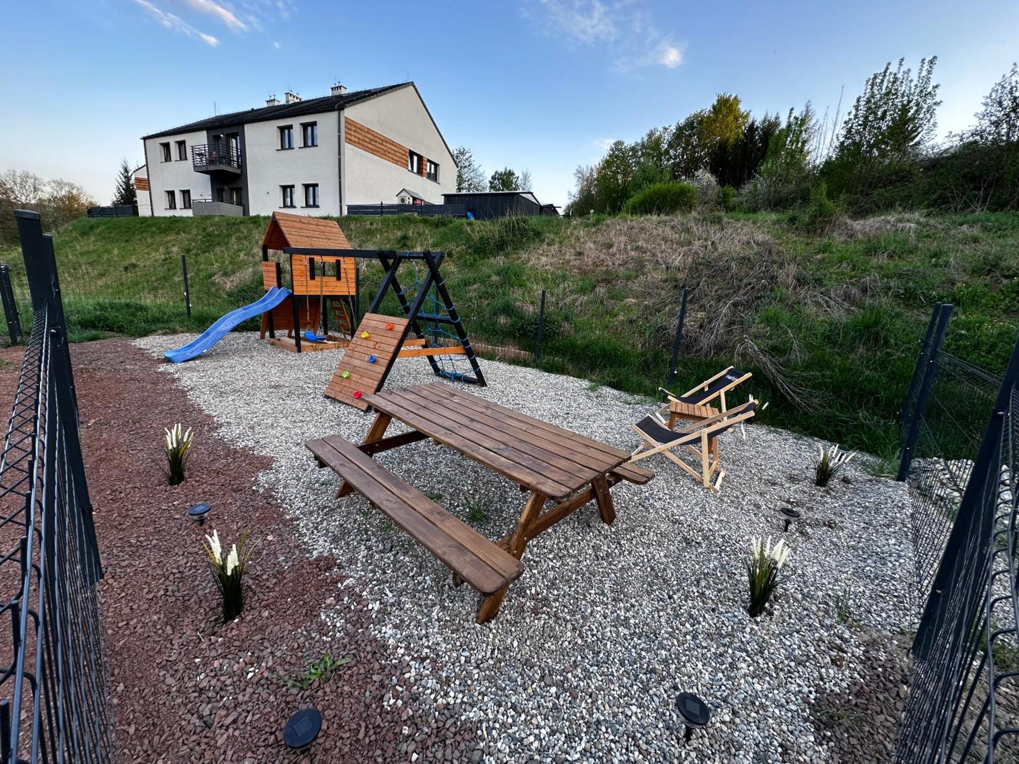 Apartament Pod Wzgorzem Z Sauna, Jacuzzi I Basenem Bad Kudowa Exterior foto